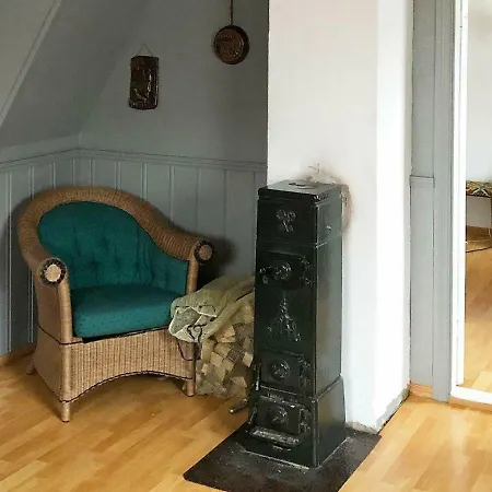 Three-bedroom Holiday In 3